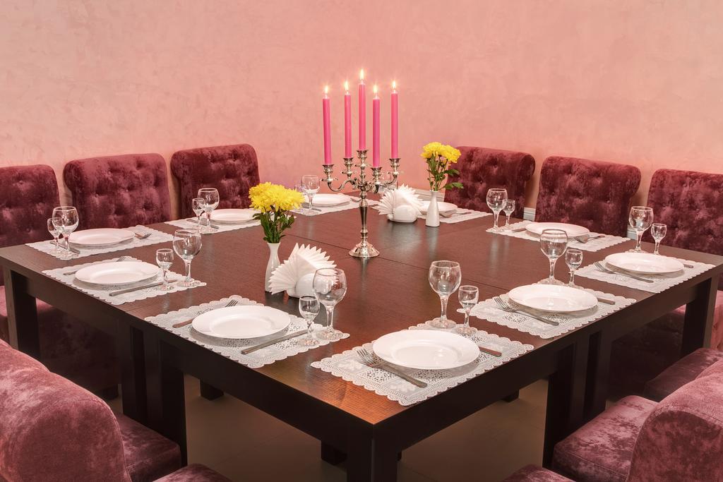 Felisa Hotel Kharkiv Eksteriør billede